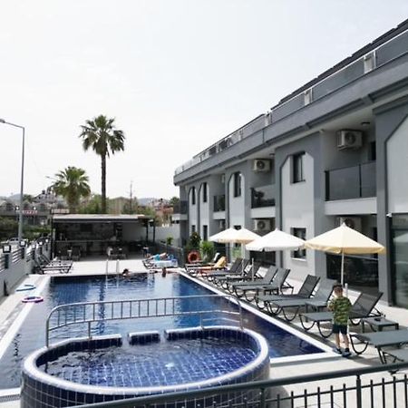 Ozturk Apart Hotel マルマリス エクステリア 写真