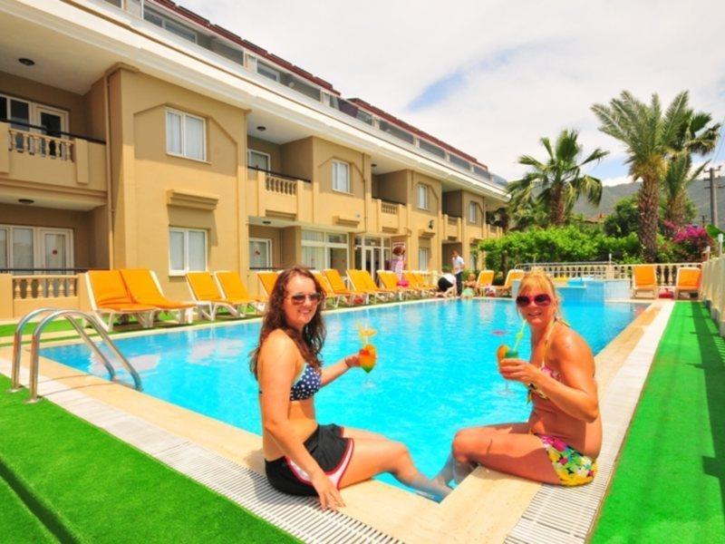 Ozturk Apart Hotel マルマリス エクステリア 写真